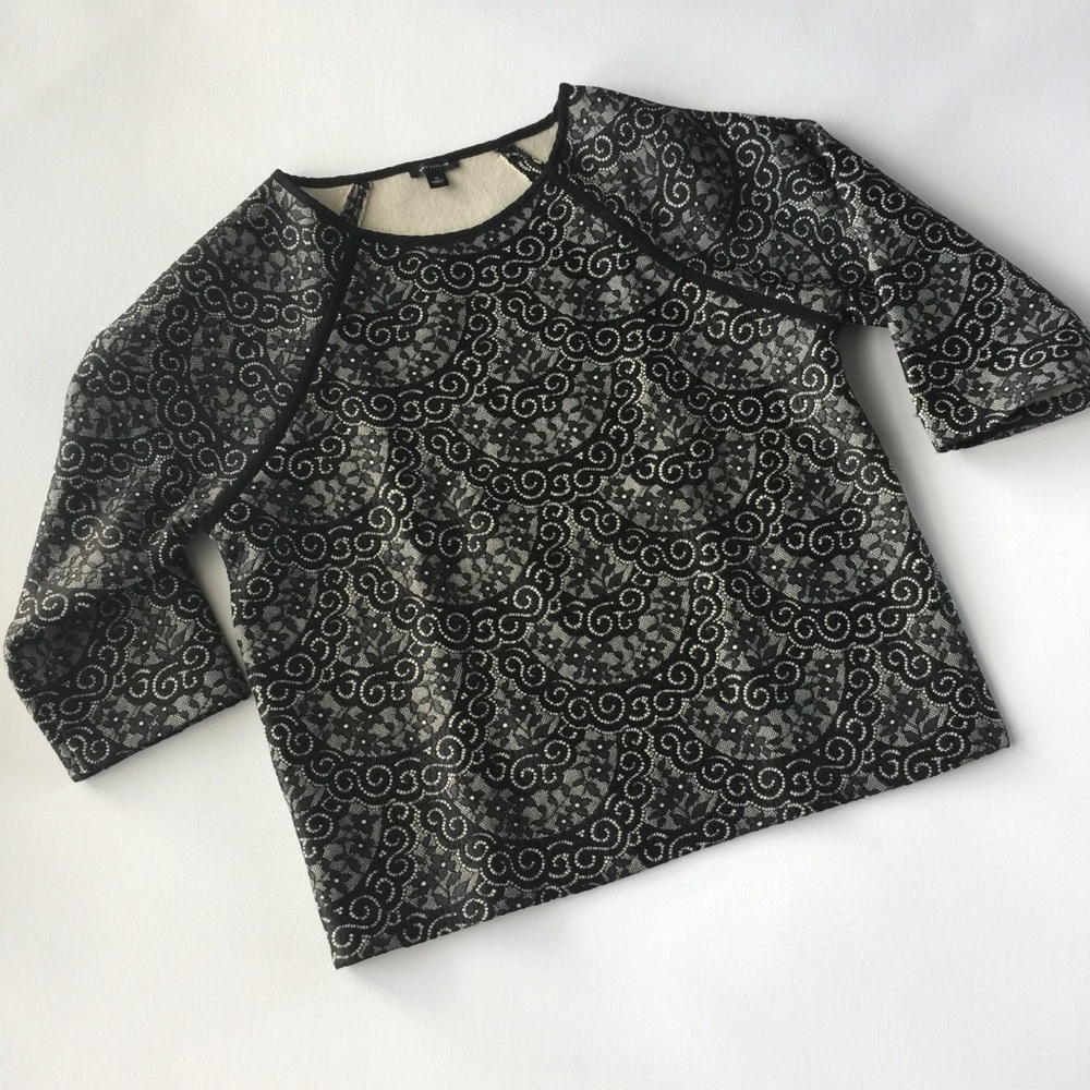 🆕ANN TAYLOR boxy cut top
